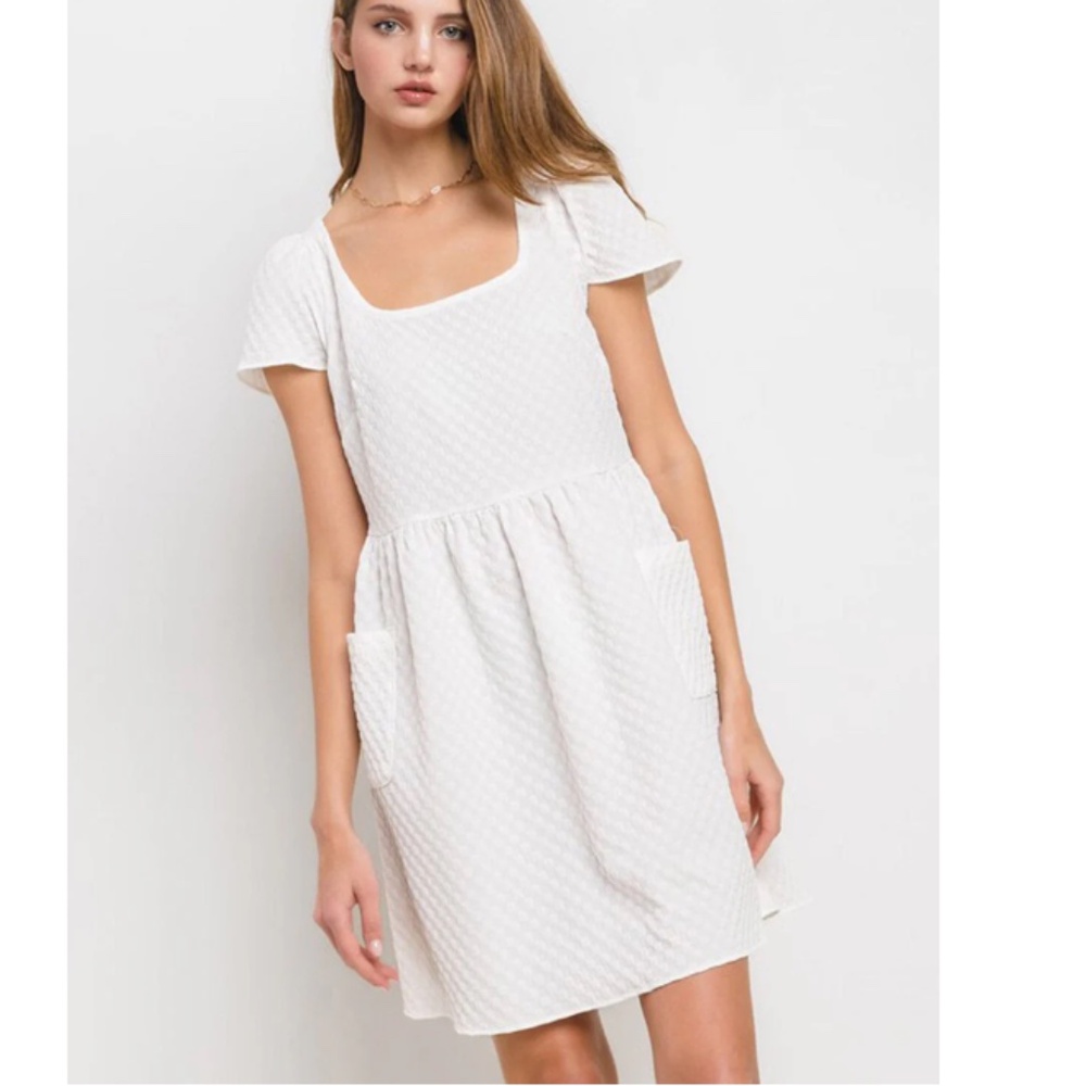 Square Neck White Short Sleeve Pocket Dress